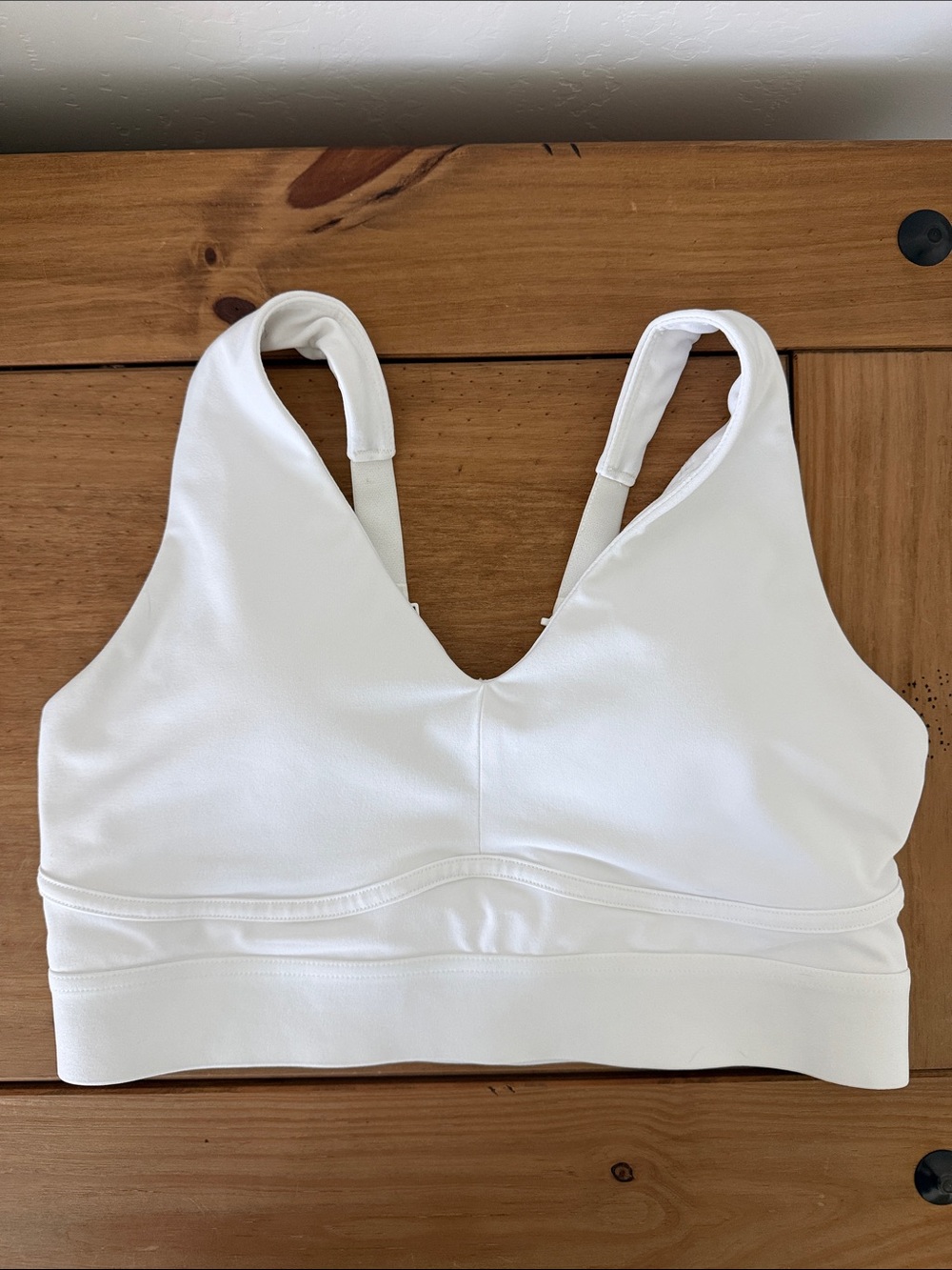 Fabletics White V-Neck Seamless Sports Bra